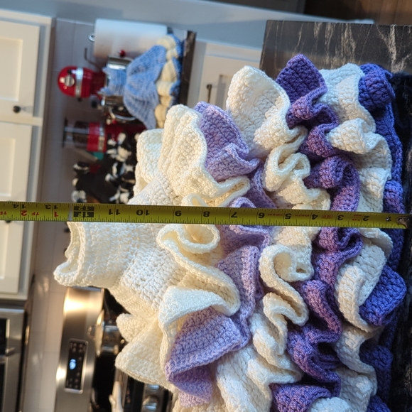 Doll Dress Vintage Handmade Layered/Tiered  Crochet. Doll not included! - Picture 4 of 10